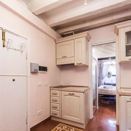 Residenza La Salute Apartment Venesia Bagian luar foto
