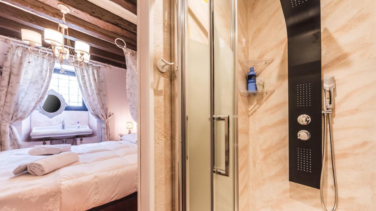 Residenza La Salute Apartment Venesia Bagian luar foto